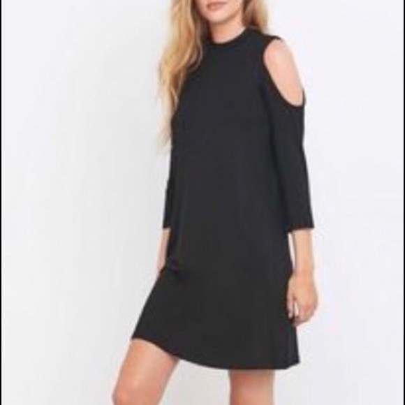 Topshop Dresses & Skirts - Topshop Black Cold Shoulder Dress